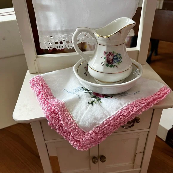 American Girl retired Samantha set from 1991 almost complete collection - Picture 11 of 16